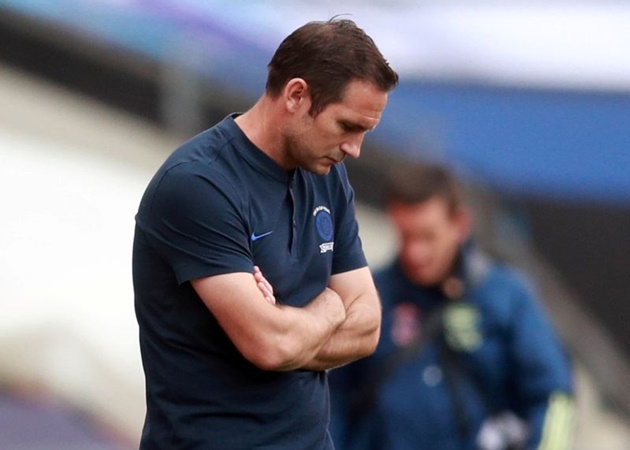 Ảnh bài viết Ban lãnh đạo Chelsea 'vờn' Lampard quá tàn nhẫn trước khi sa thải