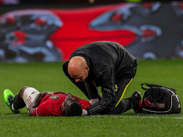 Ảnh bài viết CHOÁNG! Phát hiện thánh nhọ, "quạ đen" đích thực ở Man Utd