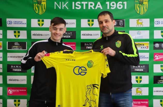 Ảnh bài viết XONG! Sao trẻ Man Utd 'trôi nổi' đến Croatia