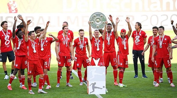 Ảnh bài viết 10 CLB có nhiều danh hiệu nhất thế kỷ 21: Barca thứ 4; Bayern xếp sau 1 cái tên