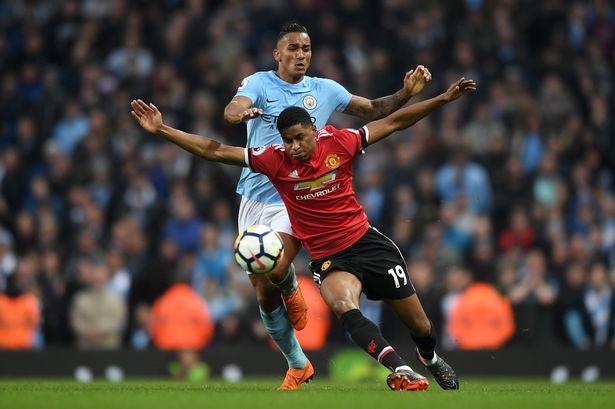 Ảnh bài viết Man United đã 'sụp đổ' như thế nào?