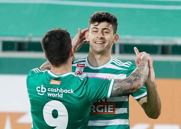 Ảnh bài viết Yusuf Demir - 'kèo trái ma thuật' Man Utd nhắm đến tài năng ra sao?