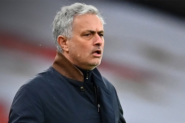 Ảnh bài viết HLV đối thủ vào tù, Mourinho nói luôn 1 lời