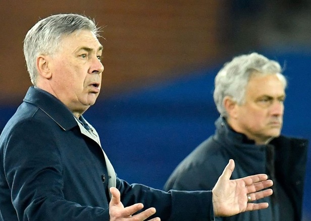Ảnh bài viết Hòa 2-2, Mourinho nghe thấy Ancelotti phàn nàn 1 sao Everton