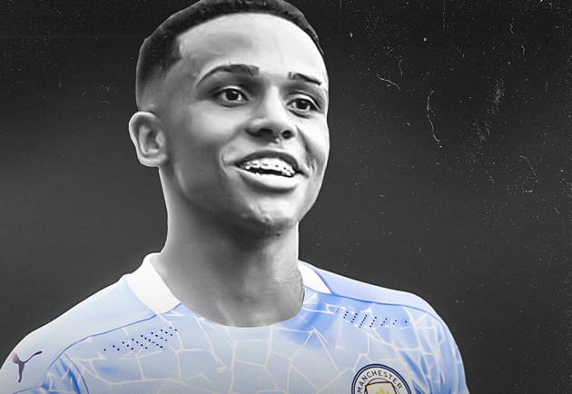 Ảnh bài viết Tân binh Man City ảo diệu, rê bóng qua 4 cầu thủ rồi ghi bàn