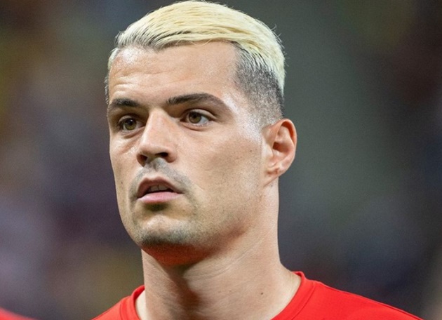 Ảnh bài viết Xhaka: "Trái tim tôi tan vỡ"