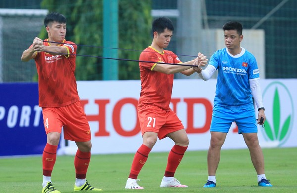 Ảnh bài viết Bùi Tiến Dũng gặp chấn thương và 4 phương án thay thế của thầy Park