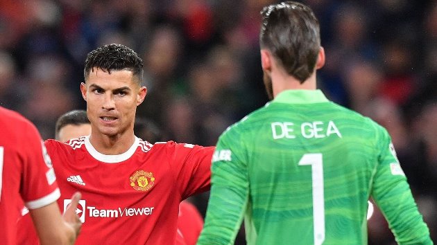 Ảnh bài viết Huyền thoại sớm chọn ra 2 cầu thủ xuất sắc nhất mùa của Man Utd