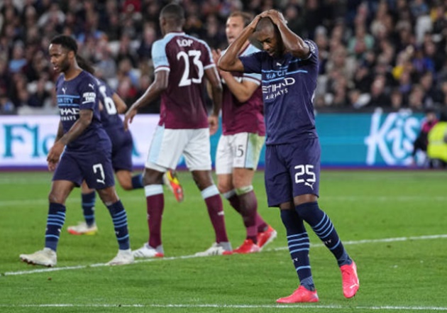 Ảnh bài viết London rung chuyển! Man City bị phế truất ngôi vương sau 4 năm thống trị