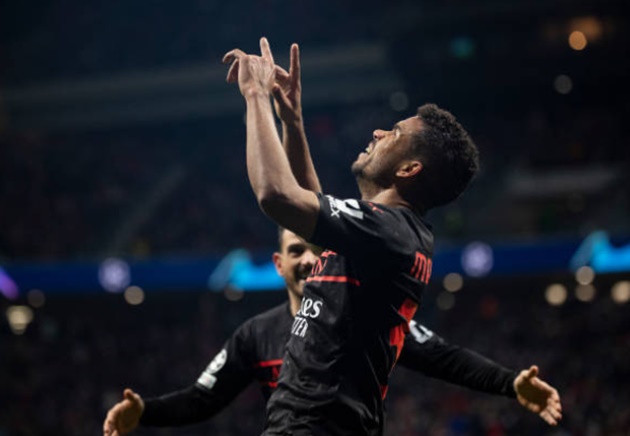 Ảnh bài viết Ibrahimovic bỏ lỡ 2 pha đối mặt, AC Milan xoay chuyển bảng tử thần khó lường