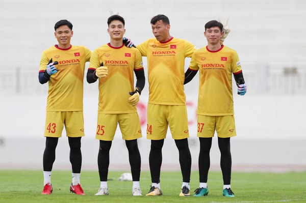 Ảnh bài viết Tấn Trường bị đau và những phương án dự phòng của thầy Park