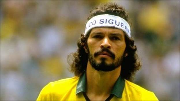 Ảnh bài viết 10 năm ngày mất Socrates - Nhà hiền triết của thế giới bóng đá