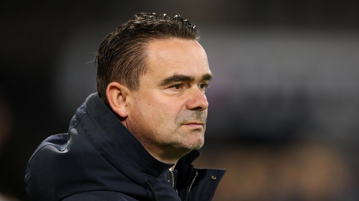 Ảnh bài viết Tiết lộ cách Marc Overmars quấy rối đồng nghiệp nữ: Ngày càng táo bạo