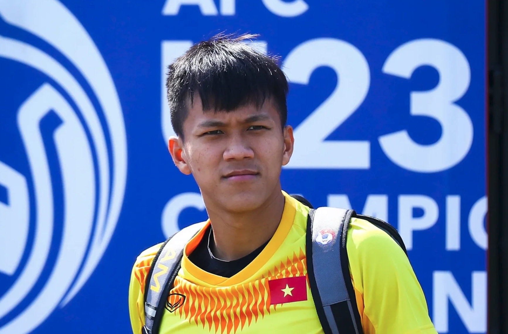 Ảnh bài viết 4 cầu thủ U23 Việt Nam đi đường bộ sang Campuchia để kịp đấu Thái Lan