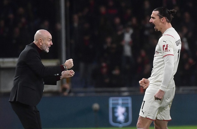 Ảnh bài viết HLV AC Milan chia sẻ về việc gia hạn với Ibrahimovic