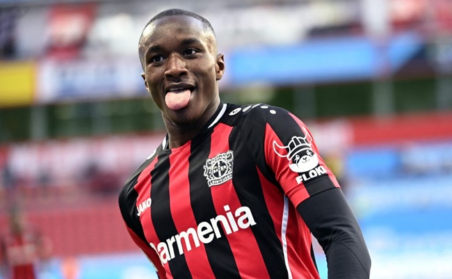 Ảnh bài viết Hiện tượng Bundesliga được hét giá khủng khiến châu Âu tái mặt