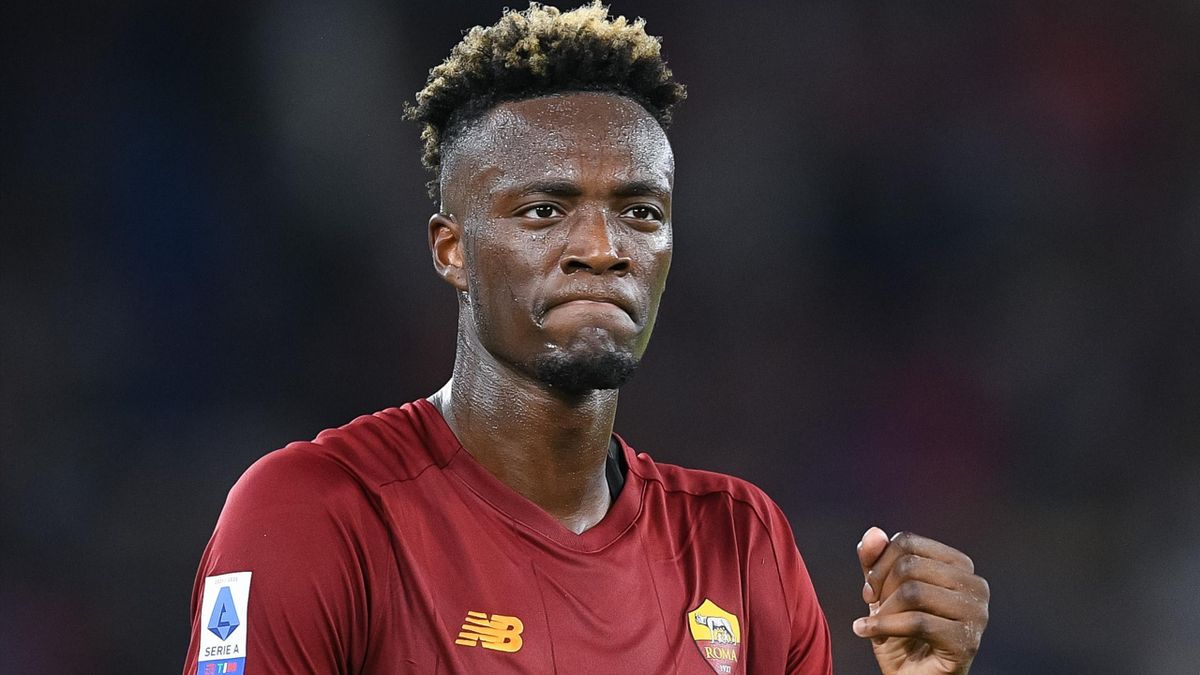Ảnh bài viết Đội hình tiêu biểu vòng 30 Serie A: Cặp cánh Milan, nuối tiếc của Chelsea