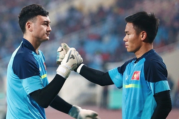 Ảnh bài viết Nguyên Mạnh tạo ra cuộc đua mới cho vị trí thủ môn ở tuyển Việt Nam