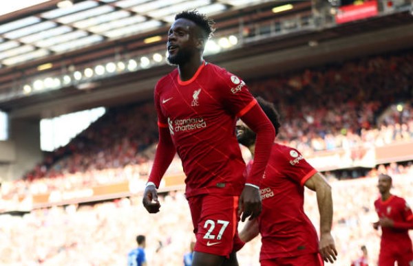 Ảnh bài viết Klopp: "Cậu ấy là một huyền thoại cả trong và ngoài sân cỏ"