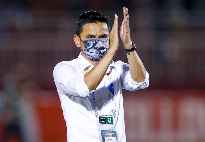 Ảnh bài viết HLV Kiatisuk: 'Tôi vẫn hạnh phúc dù thất bại'