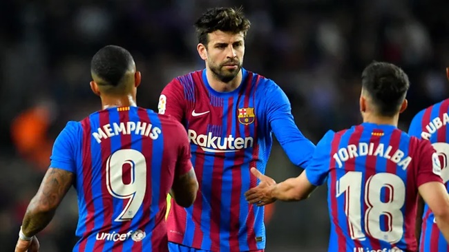 Ảnh bài viết Xavi cập nhật về tình hình của Pique