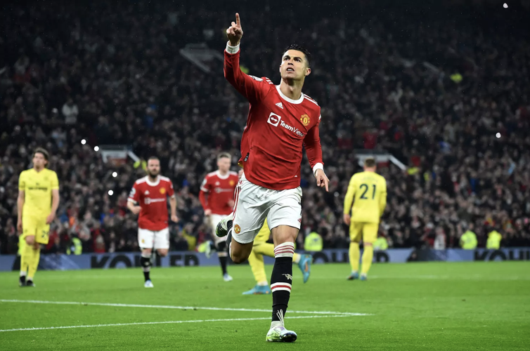 Ảnh bài viết MU thắng đậm Brentford: Trái tim Ronaldo