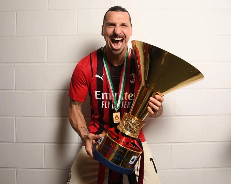 Ảnh bài viết Ibrahimovic: 'Tôi thi đấu mà không có dây chằng đầu gối trong 6 tháng'