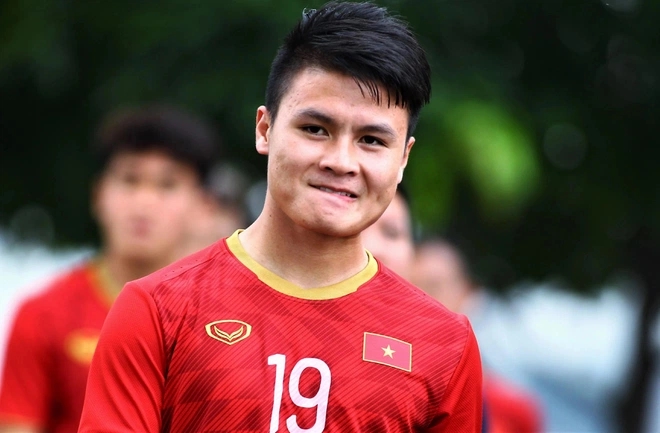Ảnh bài viết Cơ hội để Quang Hải đối đầu Messi tại Pháp