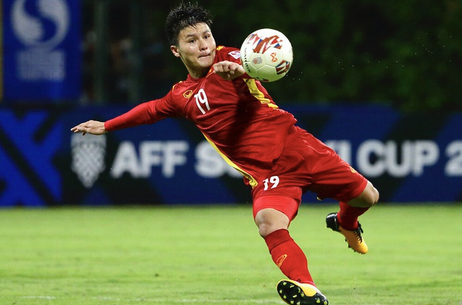 Ảnh bài viết Quang Hải từ chối nhiều đội bóng lớn ở châu Âu