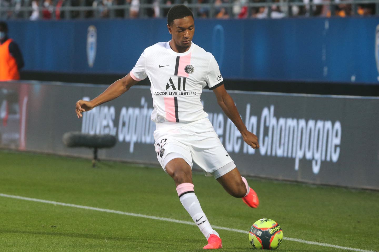 Ảnh bài viết AC Milan muốn chiêu mộ người thừa của PSG