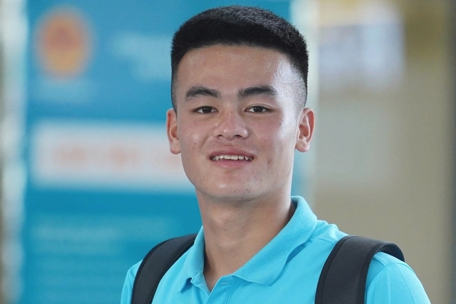 Ảnh bài viết Hậu vệ U19 Việt Nam: 'Tôi chưa từng gặp trọng tài nào như vậy'