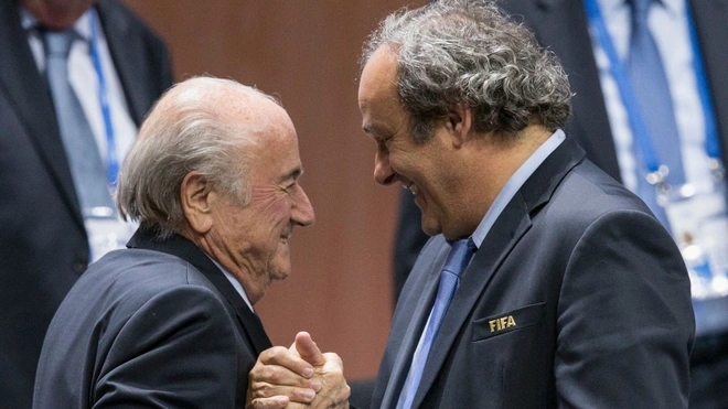 Ảnh bài viết Vì sao Blatter và Platini thoát tội?
