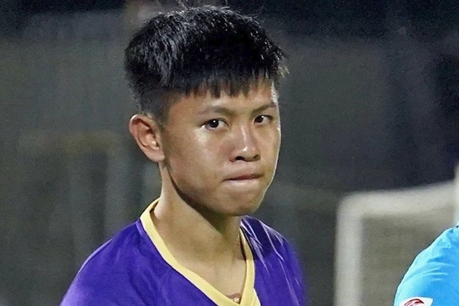Ảnh bài viết Sao U23 Việt Nam xuống hạng Nhất sau 9 phút đá V-League