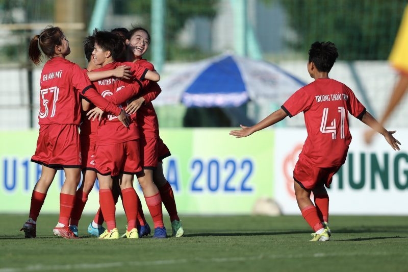 Ảnh bài viết Giải bóng đá nữ VĐQG 2022: TP.HCM I vững vàng ngôi đầu