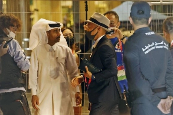 Ảnh bài viết Tuyển Nhật Bản được cảnh sát hộ tống khi đến Qatar