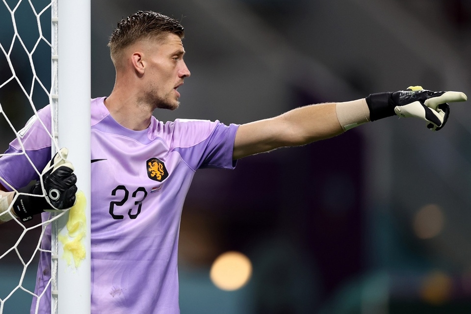 Ảnh bài viết Thủ môn Hà Lan luyện đá 11 m trước trận gặp Argentina