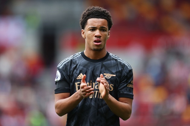 Ảnh bài viết 5 báu vật sẽ giúp Arsenal giải quyết bài toán chuyển nhượng: Kỷ lục gia Premier League