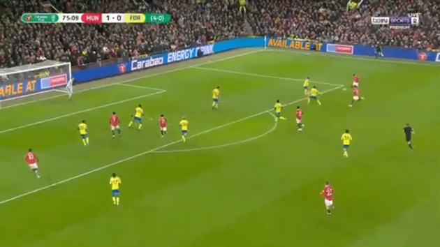Ảnh bài viết Choáng với pha xử lý điên rồ của Bruno Fernandes