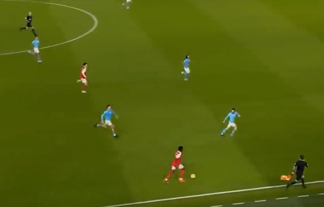 Ảnh bài viết Khoảnh khắc trước Arsenal củng cố sự điên rồ của Pep Guardiola