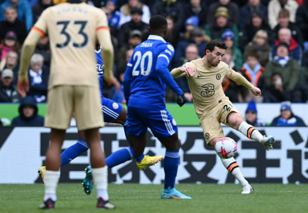 Ảnh bài viết Chelsea vượt khó ở King Power trong ngày siêu phẩm, thẻ đỏ có đủ