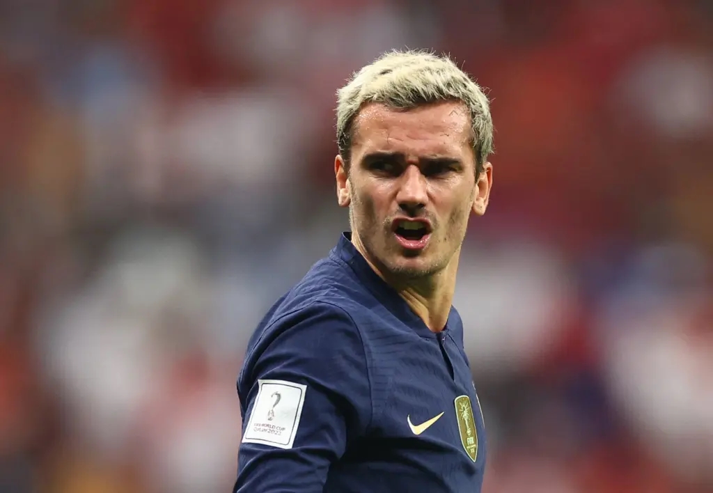 Ảnh bài viết Griezmann lên tiếng trước tin đồn giã từ tuyển Pháp
