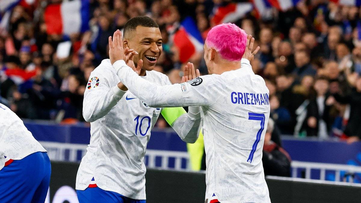 Ảnh bài viết Mbappe bùng nổ với cú đúp, Pháp đè bẹp Hà Lan 4 bàn không gỡ