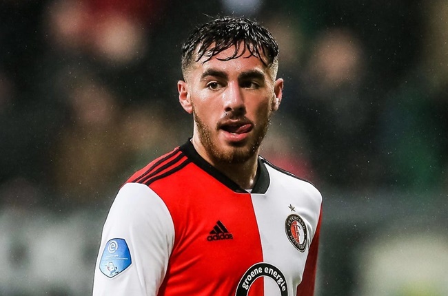 Ảnh bài viết "Ozil đệ nhị" thể hiện rõ lập trường mua người của Man Utd