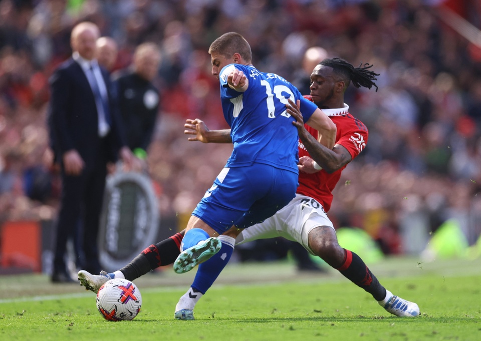 Ảnh bài viết Hậu vệ Man United không có đối thủ về tỷ lệ thắng tranh chấp