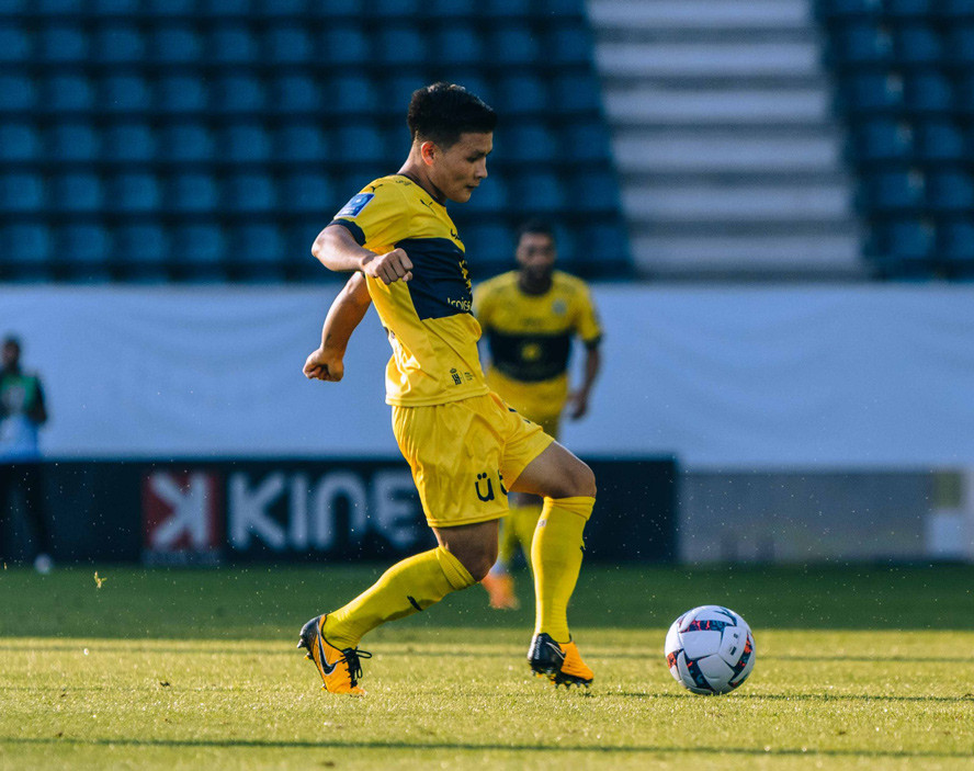 Ảnh bài viết Quang Hải muốn rời Pau FC: Phải mưu sao cho thành