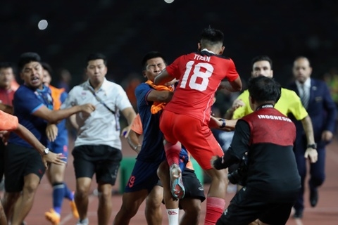 Ảnh bài viết Hai đội Thái Lan và Indonesia ẩu đả cuối trận chung kết SEA Games 32