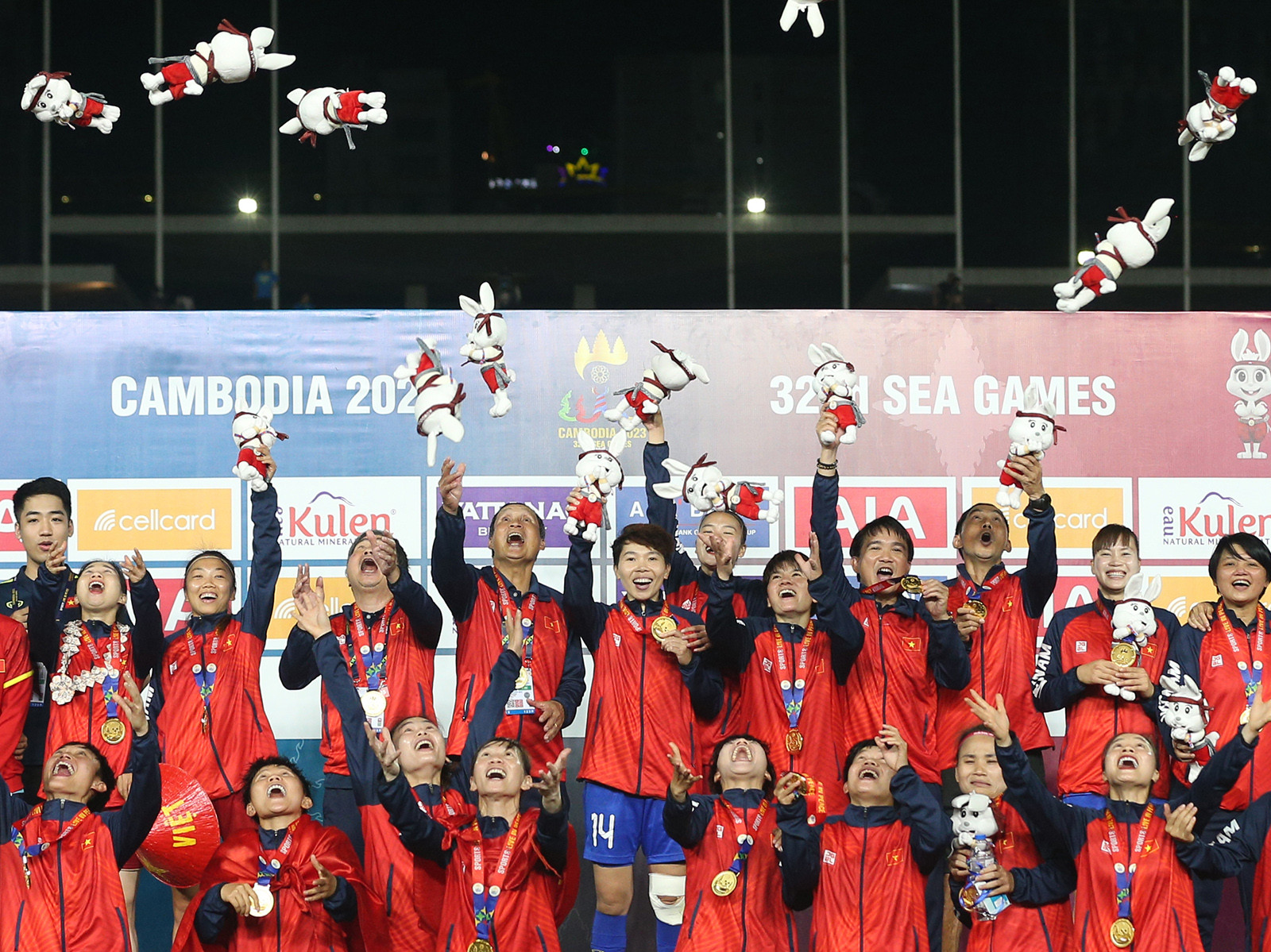 Ảnh bài viết Tuyển nữ Việt Nam nhận thưởng gần 6 tỷ đồng