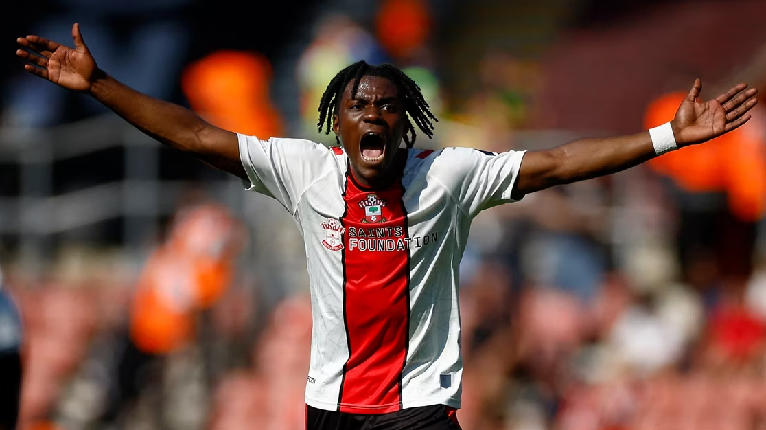 Ảnh bài viết Agbonlahor chỉ rõ lý do Arsenal nên bỏ qua Romeo Lavia