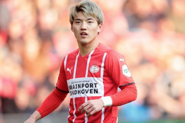 Ảnh bài viết Gã khổng lồ mê mẩn Ritsu Doan