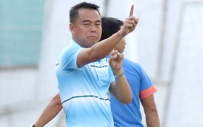 Ảnh bài viết Tân HLV CAHN không được chỉ đạo ở trận tranh vô địch V-League 2023